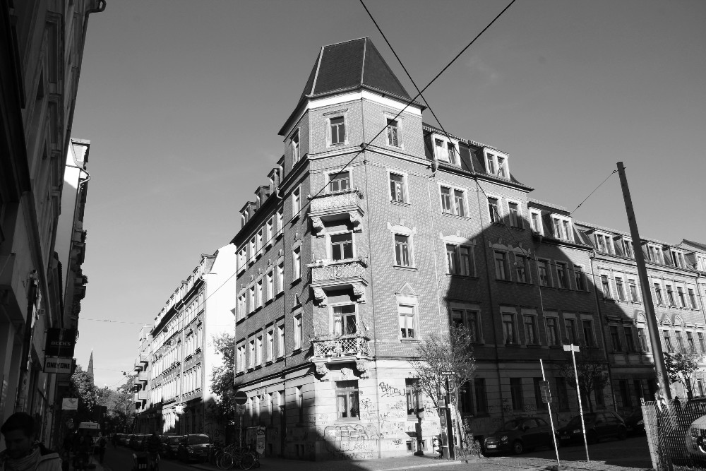 Over the Alaunplatz and white spots on the map to the north